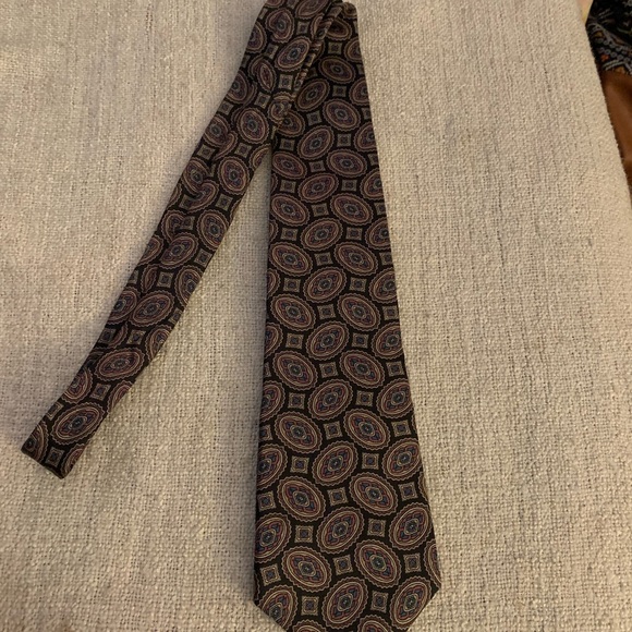 Vintage Oscar De La Renta Couture Black, Pink, Blue Oval Paisley-like Neck Tie - Picture 4 of 4